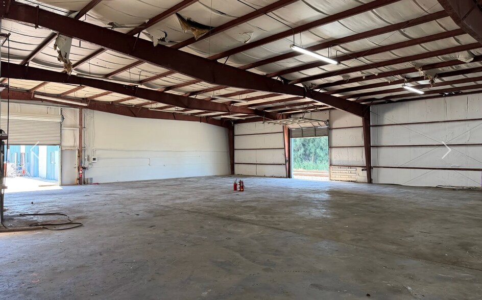 More Photos Of 820 E Fee Ave, Melbourne Warehouse For Lease
