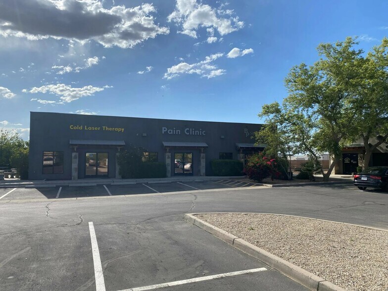 More Photos Of 820 W Cottonwood Ln, Casa Grande Freestanding For Lease