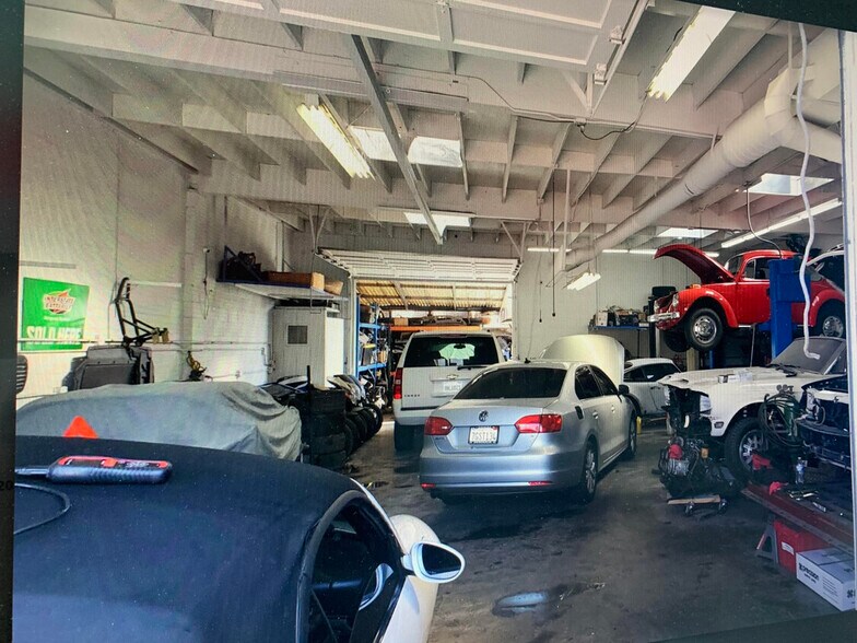 More Photos Of , Hawthorne Unknown For Sale