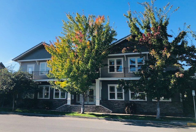 Primary Photo Of 151 SW Shevlin Hixon Dr, Bend Office For Sale