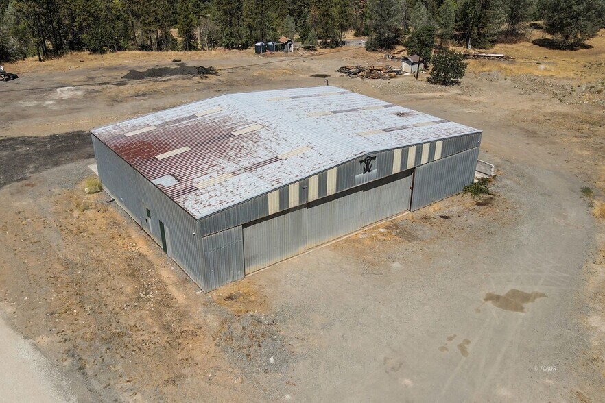 More Photos Of 30661 State Highway 3, Douglas City Auto Repair For Sale