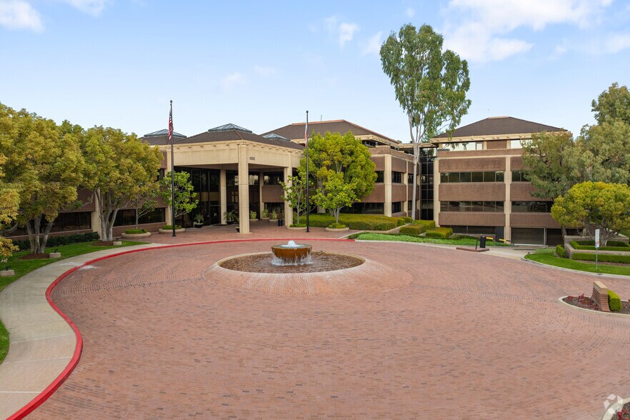 More Photos Of 4920 Rivergrade Rd, Irwindale Unknown For Lease