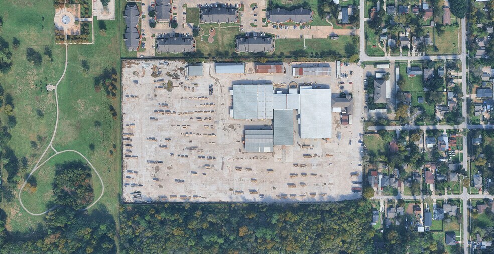 More Photos Of 9411 Alcorn St, Houston Warehouse For Lease