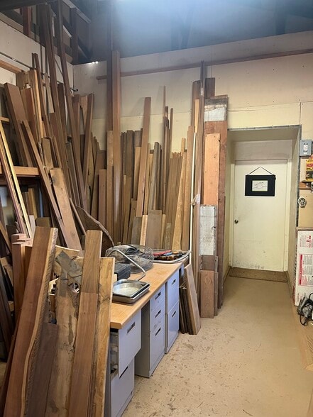 More Photos Of 44 Helena Ave, Santa Barbara Warehouse For Sale