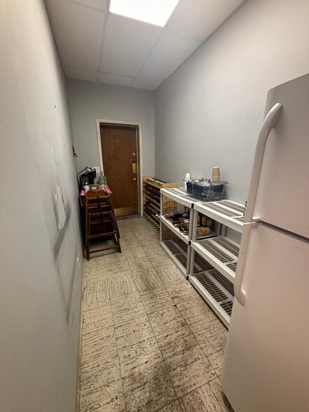 More Photos Of 3221 Lorain Ave, Cleveland Storefront Retail Residential For Lease