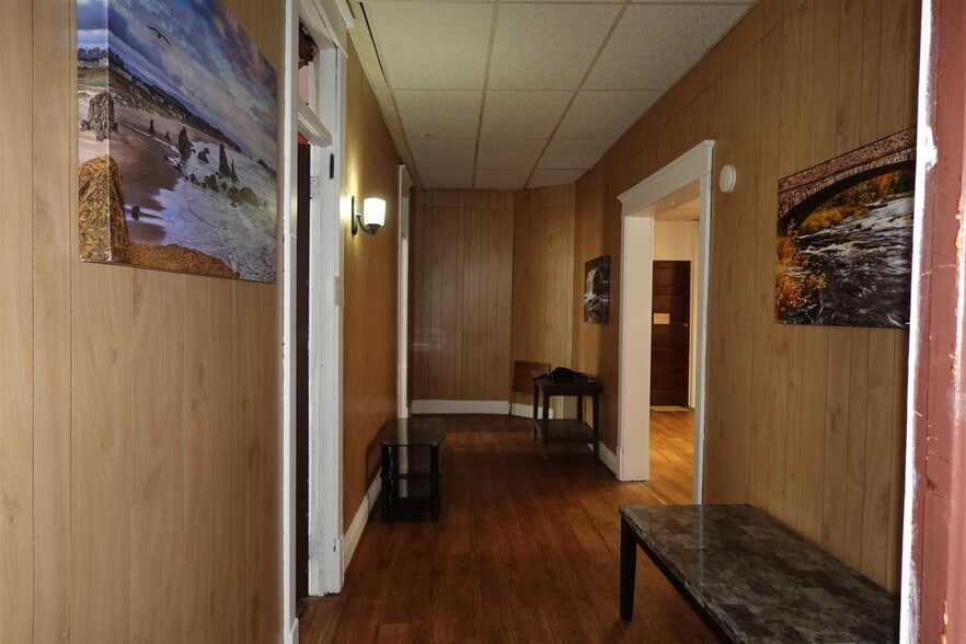 More Photos Of 1700 Monroe St, Stevens Point Apartments For Sale