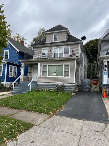 More Photos Of 19 Heath St, Buffalo Apartments For Sale