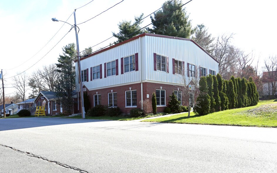Primary Photo Of 4 Abbott Pl, Millbury Office For Lease