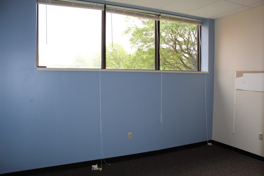 More Photos Of 251 John James Audubon Pky, Amherst Office For Lease