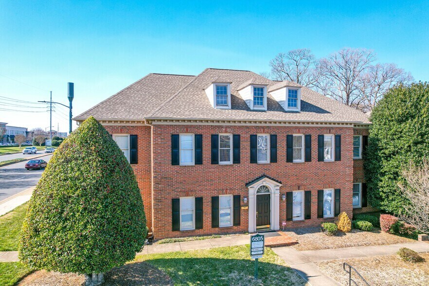 Primary Photo Of 6805 Fairview Rd, Charlotte Office For Sale