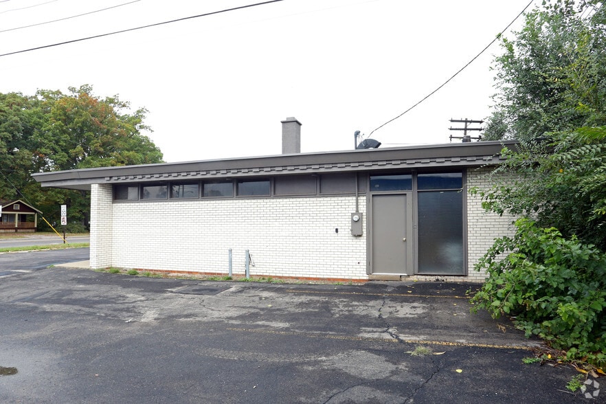 More Photos Of 200 Livernois St, Ferndale Office Residential For Sale