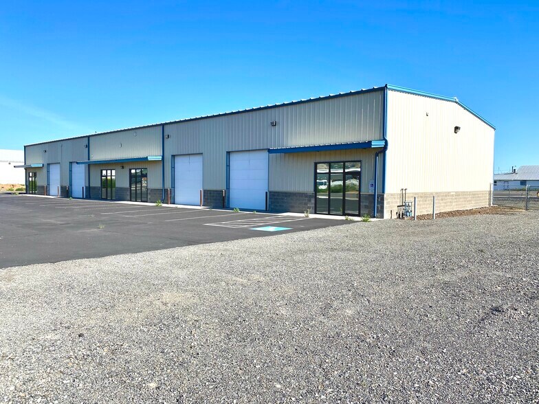 More Photos Of 2101 Oak Ave, Yakima Warehouse For Lease