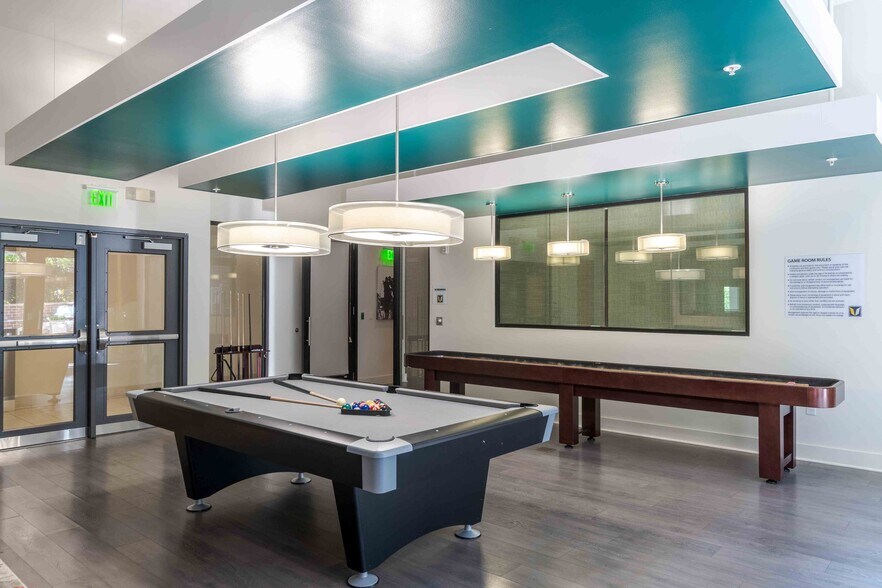More Photos Of 101 N Wolfe St, Baltimore Apartments For Lease