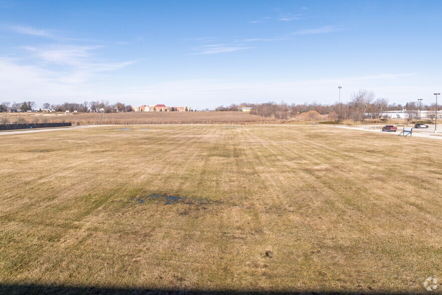 More Photos Of Green Bay Rd, Kenosha Land For Sale