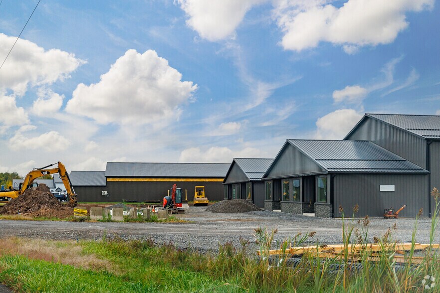 Primary Photo Of 7931 New York 13, Canastota Office For Lease