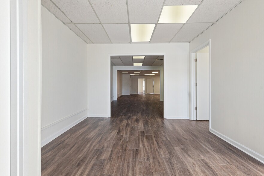 More Photos Of 1045 N Canal St, Pittsburgh Loft Creative Space For Lease