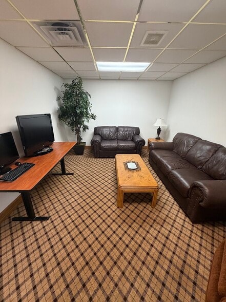 More Photos Of 70 E Main St, Greenwood Office For Lease