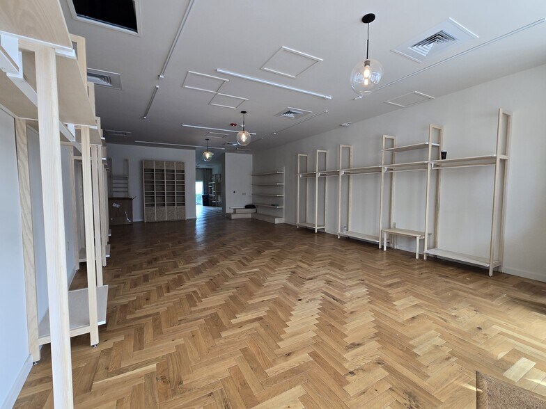More Photos Of 666 Bridgeway, Sausalito General Retail For Sale