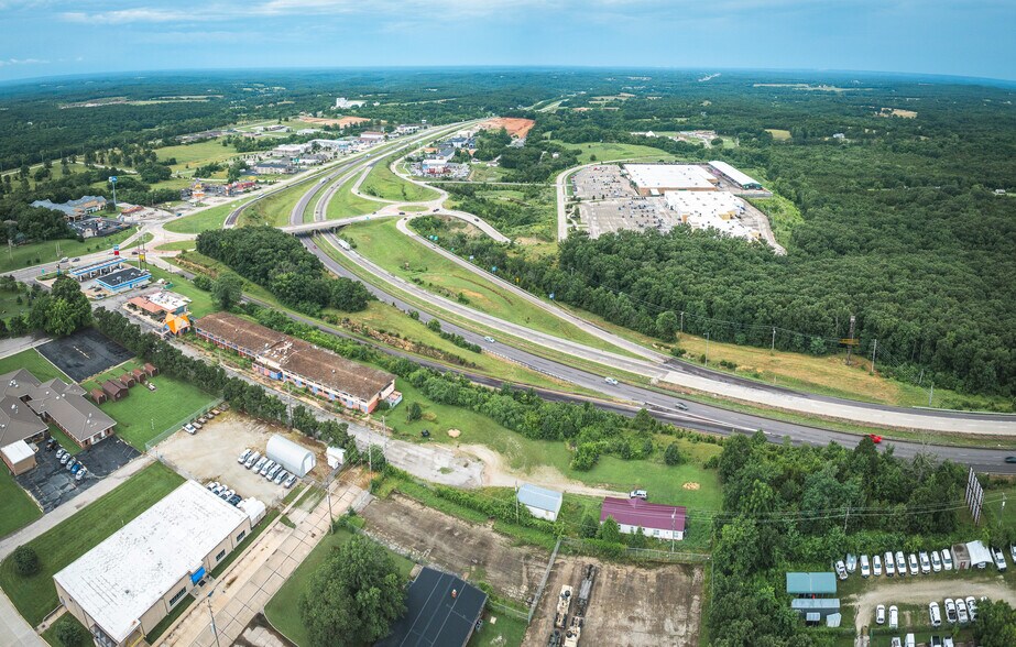 More Photos Of 127 Howard Johnson Dr, Rolla Hotel For Sale