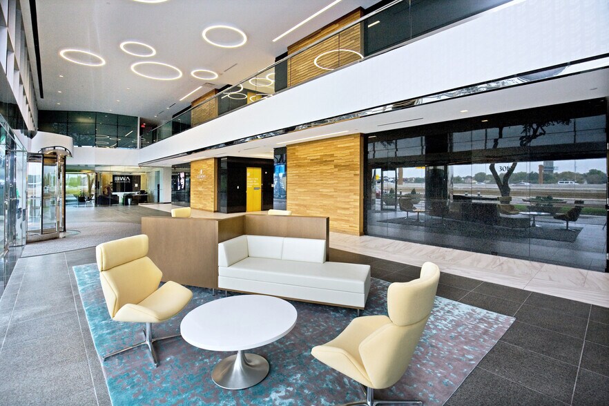 More Photos Of 3030 Lyndon B Johnson Fwy, Dallas Office For Lease