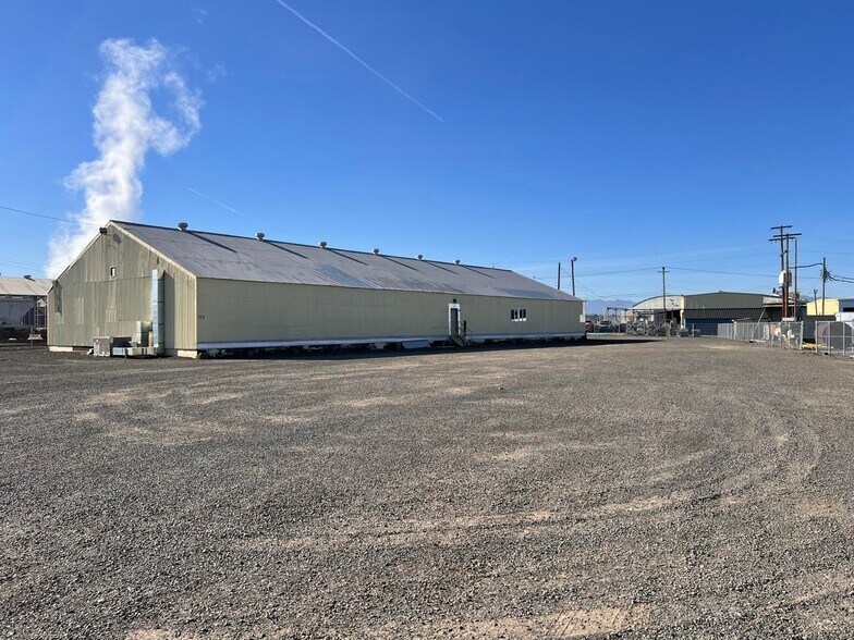 More Photos Of 8380 Agate Rd, White City Manufacturing For Sale