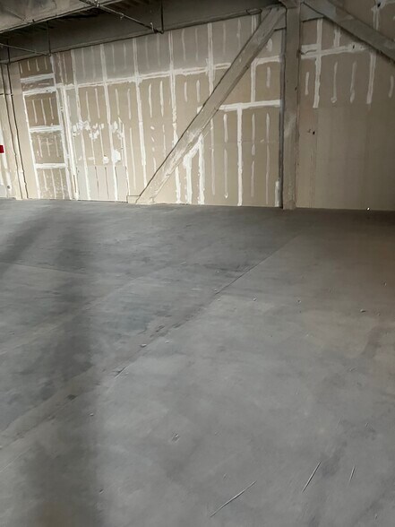 More Photos Of 1420 Travis Blvd, Fairfield General Retail For Lease