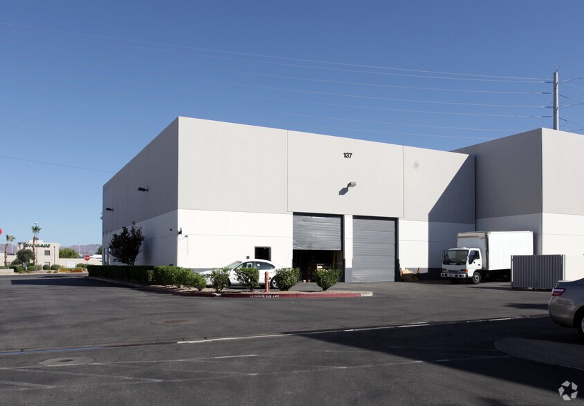 More Photos Of 137 N Gibson Rd, Henderson Warehouse For Sale