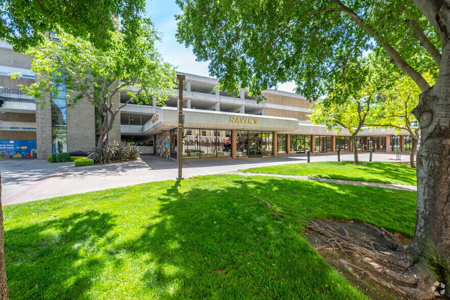 More Photos Of 577 L St, Sacramento Unknown For Lease