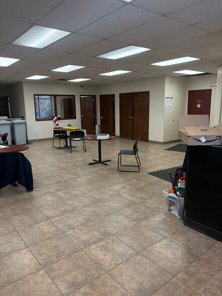 More Photos Of 3110 S Broadway St, Wichita Auto Dealership For Sale