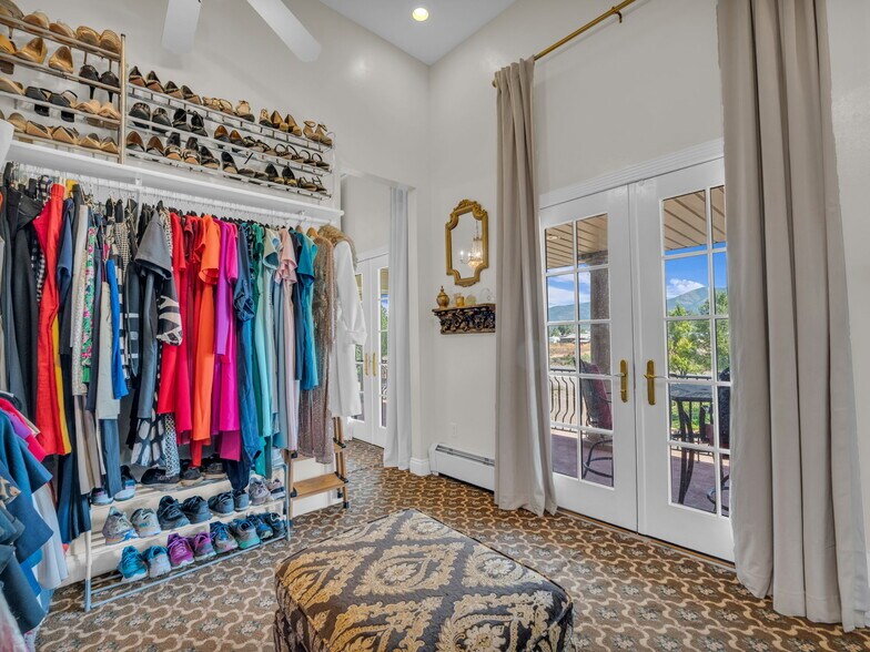 More Photos Of 135 E 200 N, Kanosh Hospitality For Sale