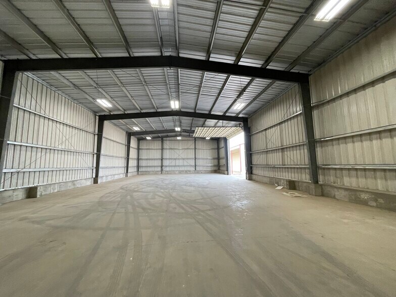 More Photos Of 78 N Silicon Dr, Pueblo Light Distribution For Lease