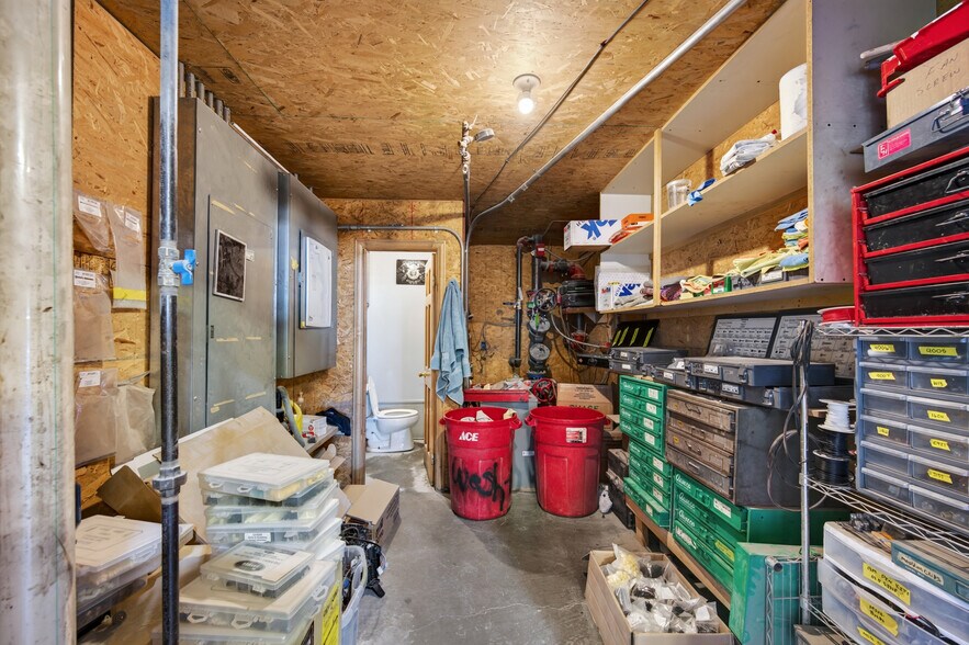 More Photos Of 601 S 10th St, Gunnison Warehouse For Sale