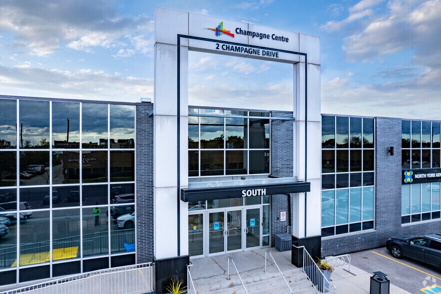 More Photos Of 2 Champagne Dr, Toronto Medical For Lease