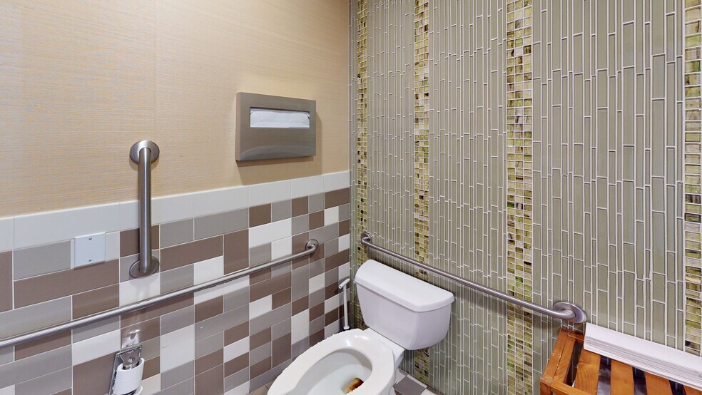 More Photos Of 3650 S Eastern Ave, Las Vegas Medical For Sale