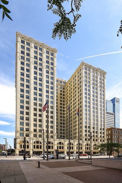 More Photos Of 99 W Saint Clair Ave, Cleveland Apartments For Lease