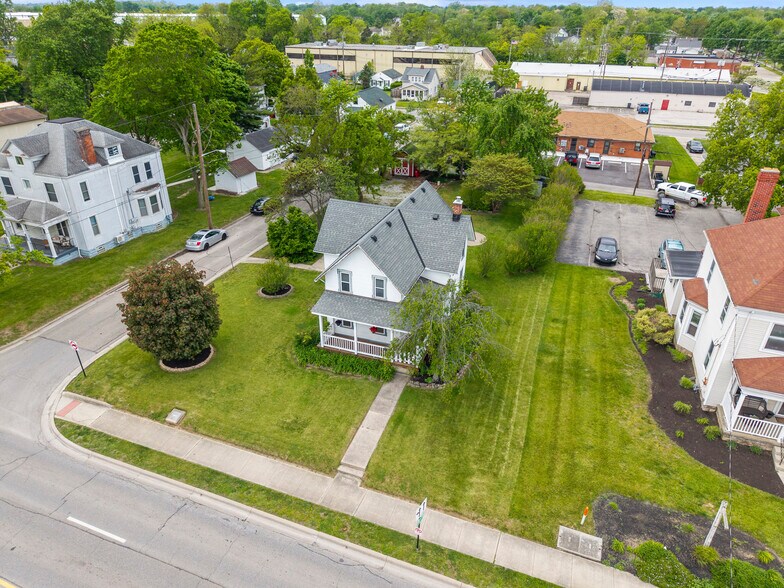 More Photos Of 4103 Broadway, Grove City Freestanding For Sale