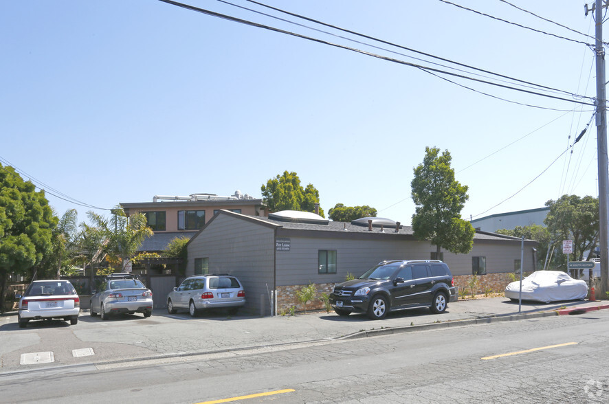 Primary Photo Of 55-75 Gate 5 Rd, Sausalito Coworking Space