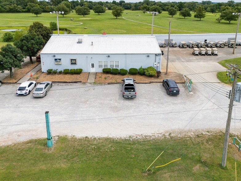 More Photos Of 3500 Kingshighway, East Saint Louis Golf Course Driving Range For Sale