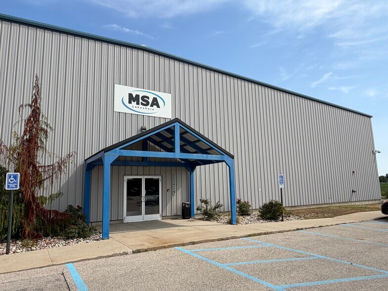 Primary Photo Of 12429 Ransom St, Holland Sports And Entertainment For Lease