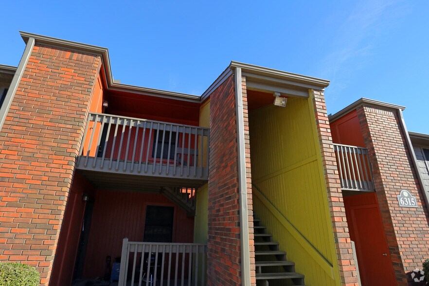 More Photos Of 6326 S 107th East Ave, Tulsa Apartments For Sale