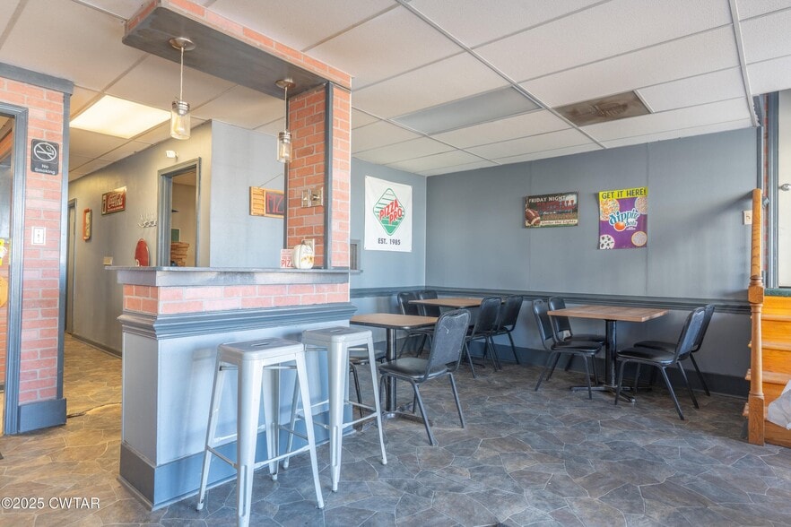 More Photos Of 18 S Court St, Alamo Storefront Retail Residential For Sale