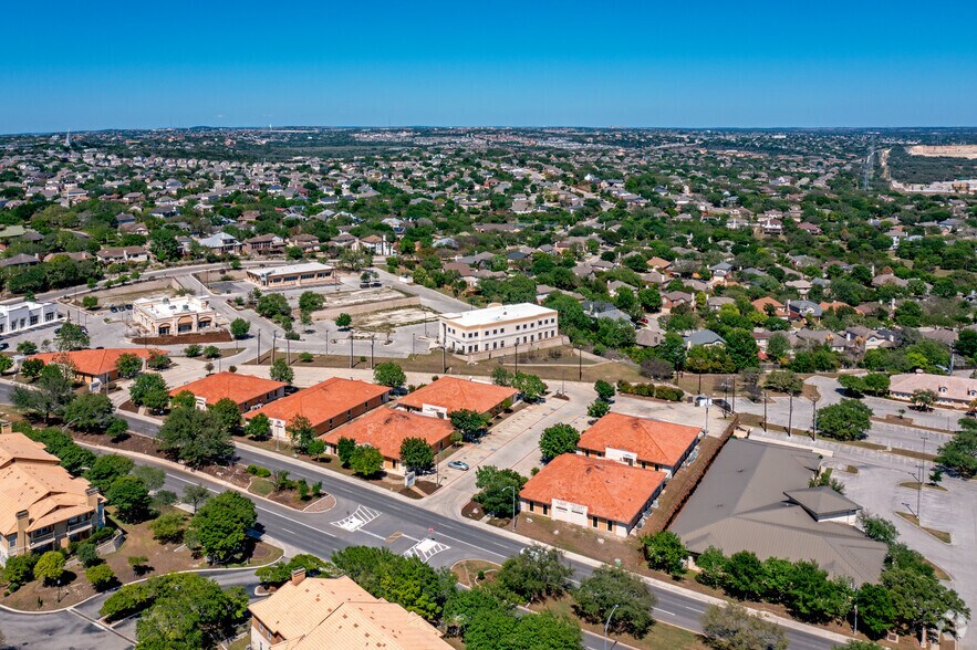 More Photos Of 818 Knights Cross Dr, San Antonio Medical For Lease