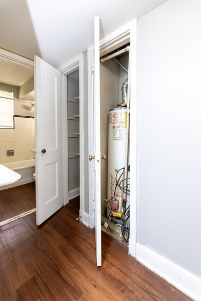 More Photos Of 1393 Lapaloma Cir, Memphis Apartments For Sale