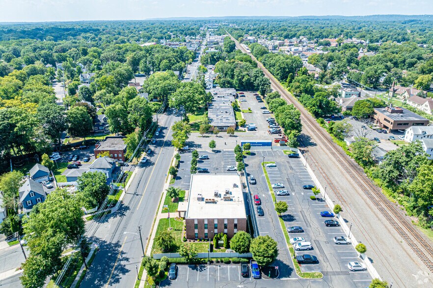 More Photos Of 511 South Ave E, Cranford Office For Sale
