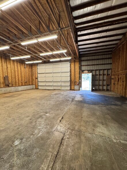 More Photos Of 76346 Barton Rd, Rainier Warehouse For Sale