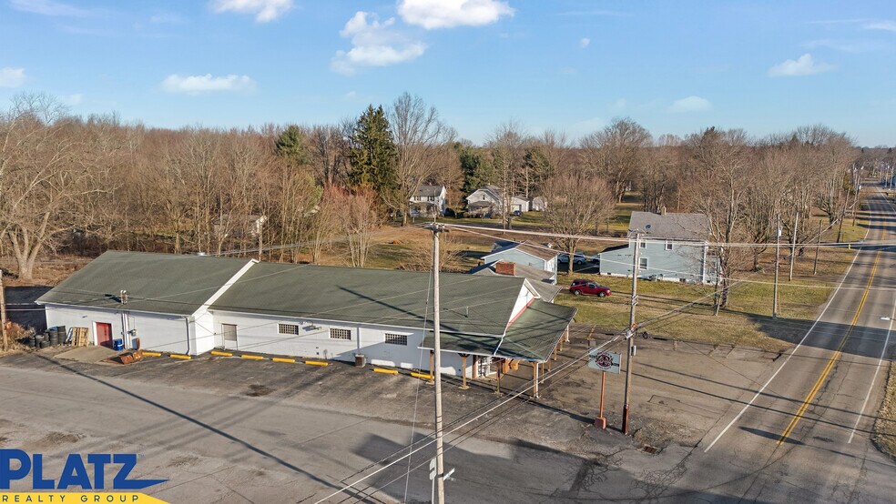 More Photos Of 2362 S Canal St, Newton Falls Storefront For Sale