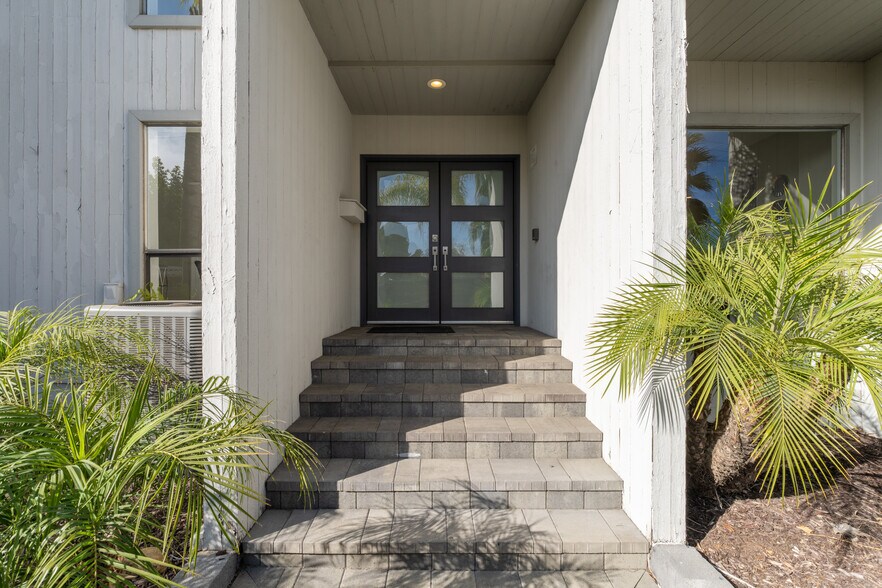 More Photos Of 1920 Beryl St, San Diego Specialty For Sale