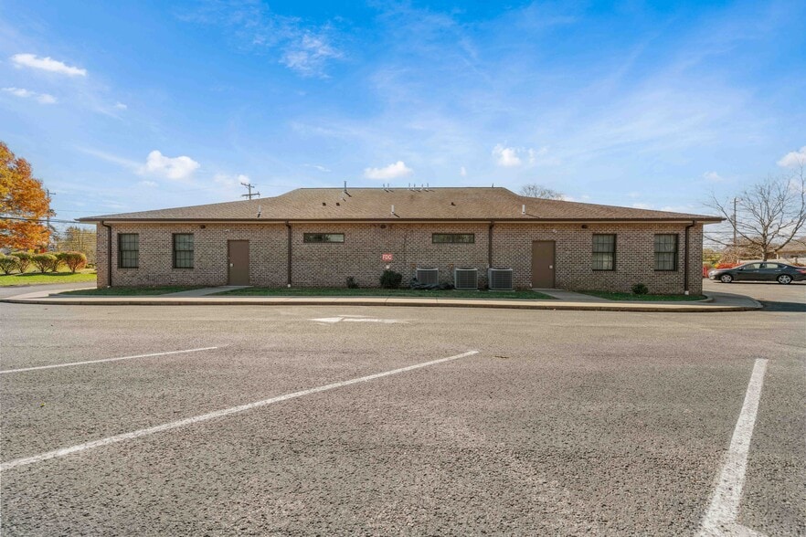 More Photos Of 86 Coraopolis Rd, Coraopolis Medical For Sale