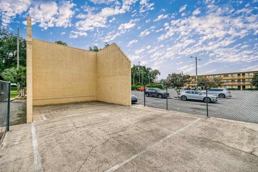 More Photos Of 810 Wadsworth St, Tallahassee Apartments For Sale