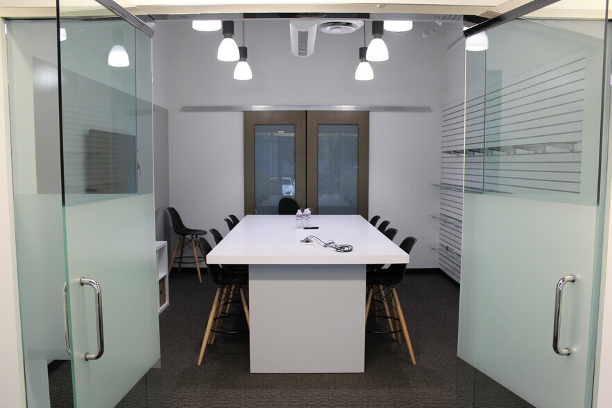 More Photos Of 14520 Delta Ln, Huntington Beach Industrial For Sale